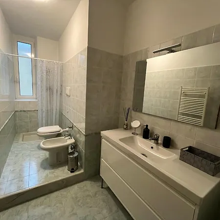 Eva House Familyfriendly Silenziosa Apartman La Spezia